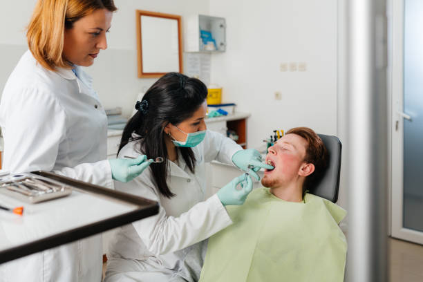 Best Emergency Broken Tooth Repair in Weedpatch, CA
