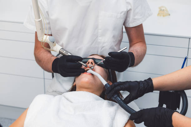 Best Emergency Tooth Extraction in Weedpatch, CA
